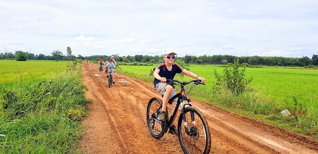 Phnom Penh Cycle to Kep Kampot 4 Days
